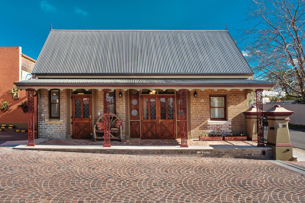 Old Bank Boutique Hotel Mittagong Buitenkant foto