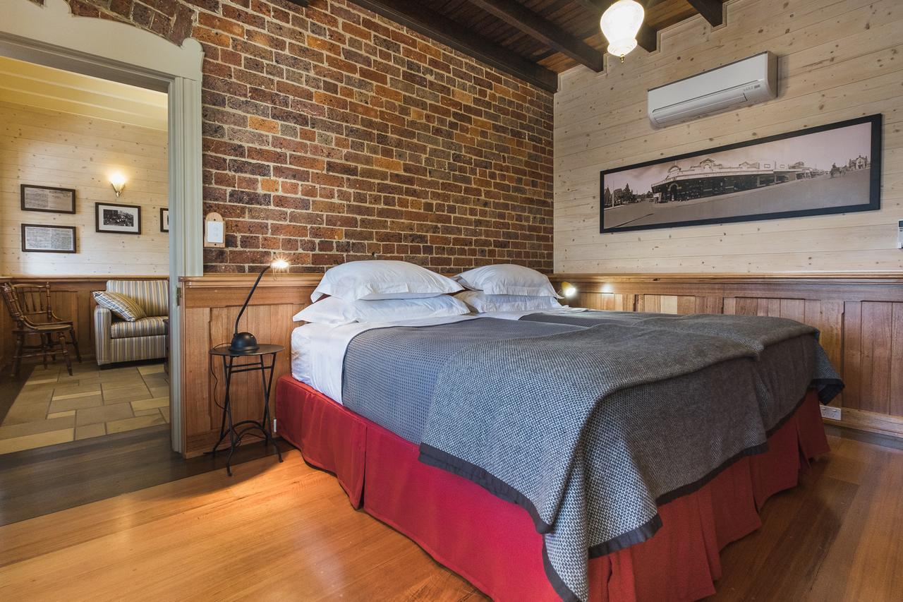 Old Bank Boutique Hotel Mittagong Buitenkant foto