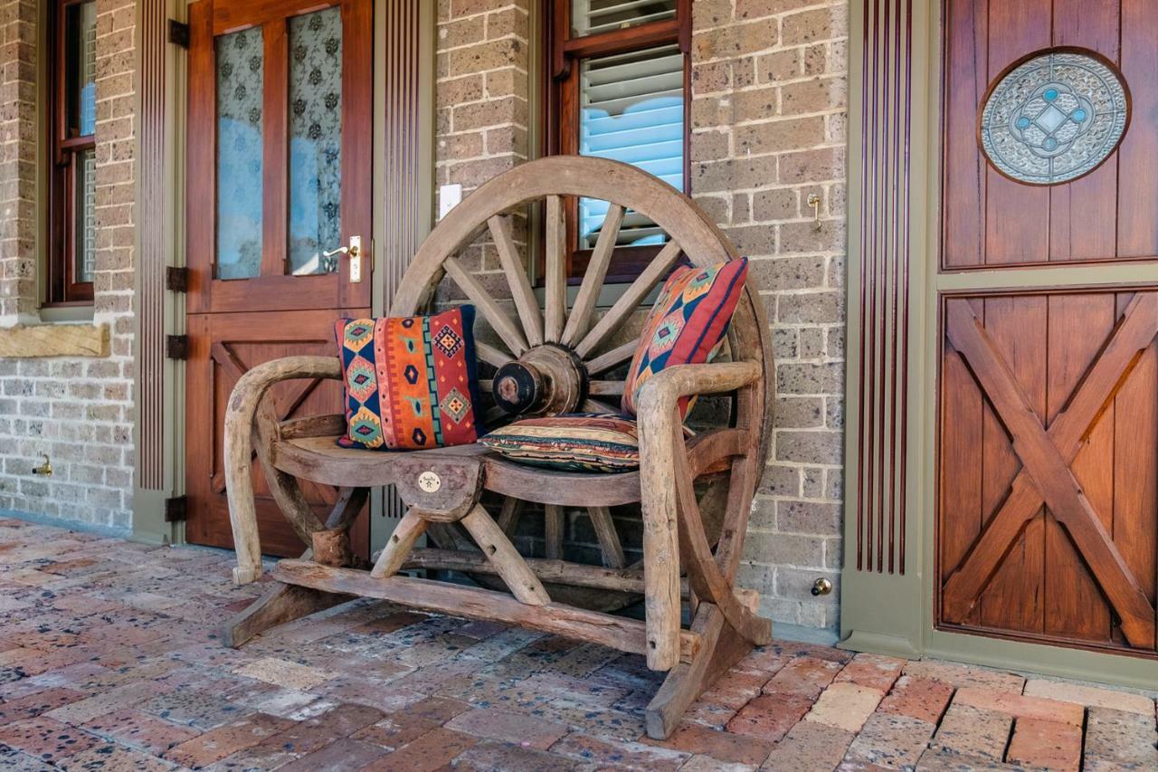 Old Bank Boutique Hotel Mittagong Buitenkant foto