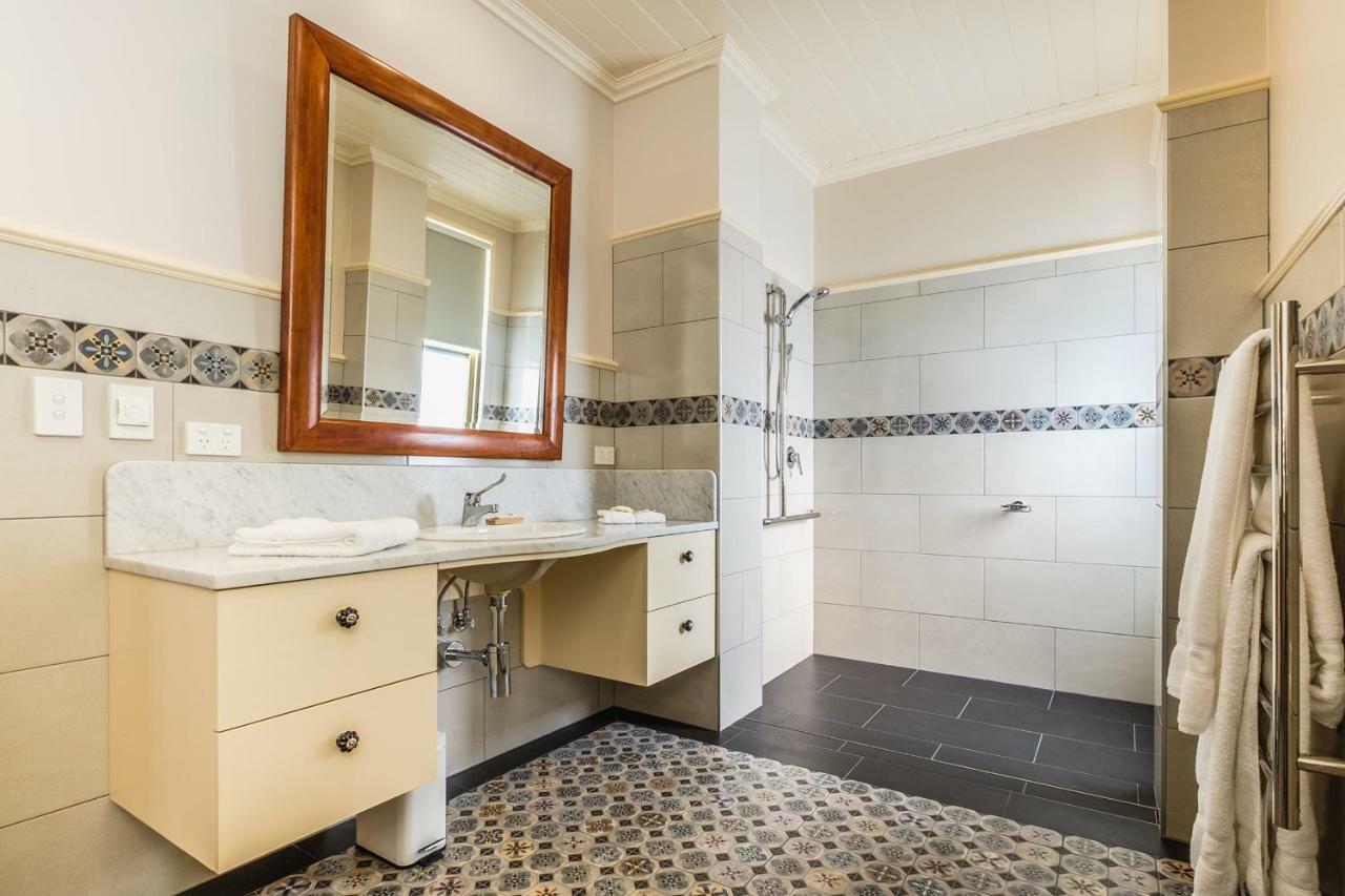 Old Bank Boutique Hotel Mittagong Buitenkant foto